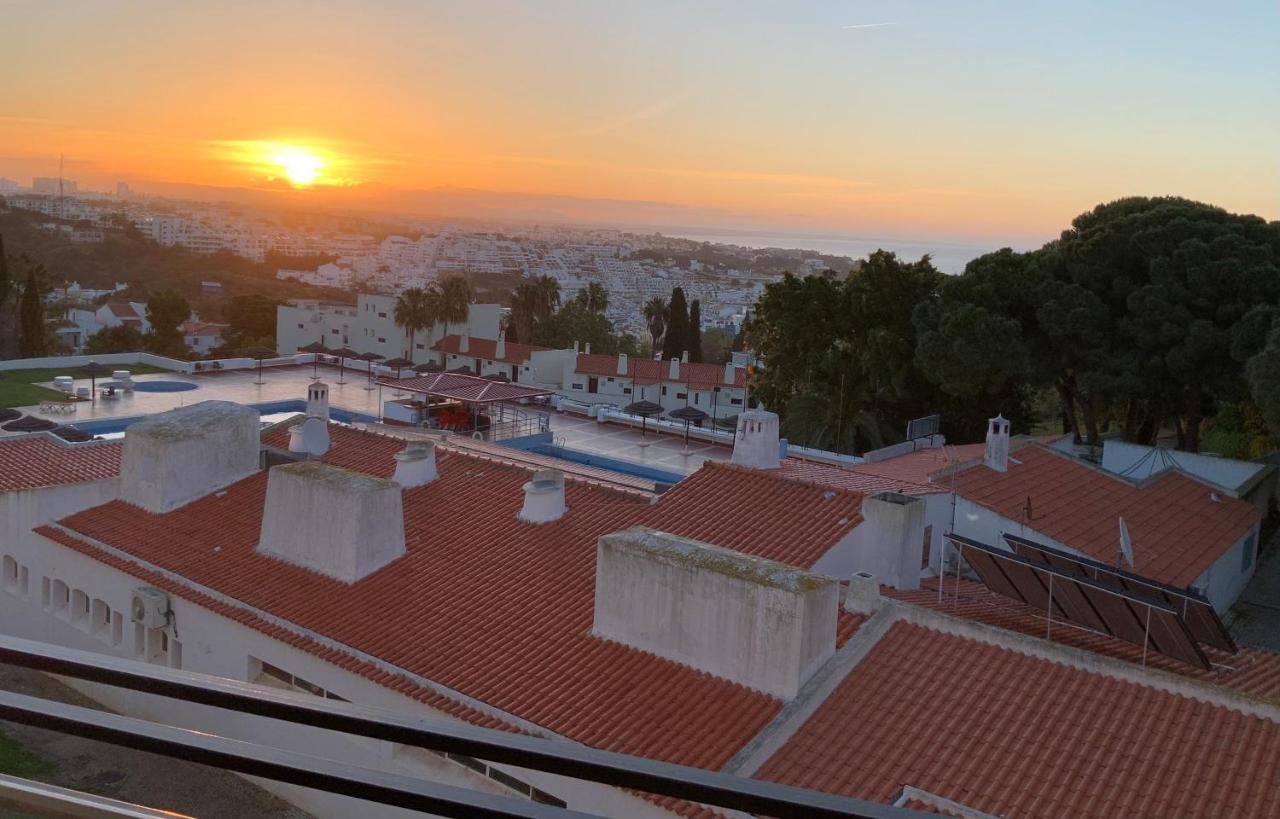 Fabulous Sea View Studio Near Old Town Albufeira Exterior photo